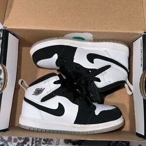 Toddler boy sneakers